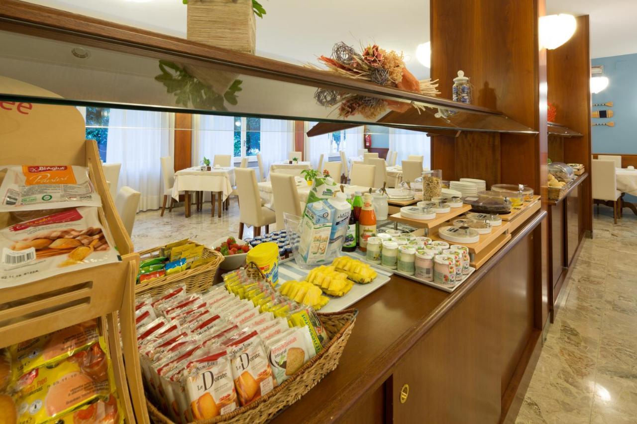 Corallo Wellness Hotel Diano Marina Exterior foto